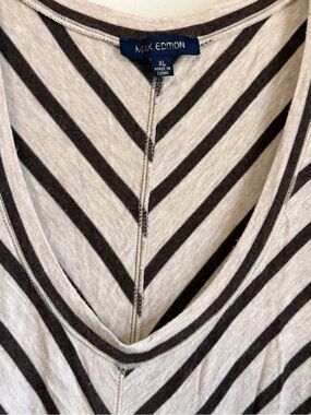 Max Edition Women's Cream and Black Striped V-Neck Sweater